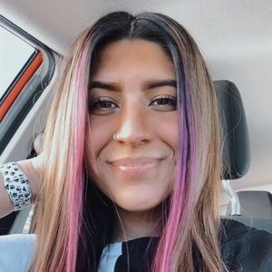 Meet your Posher, Alicia